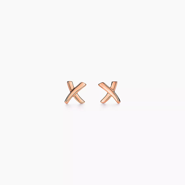 X Küpe